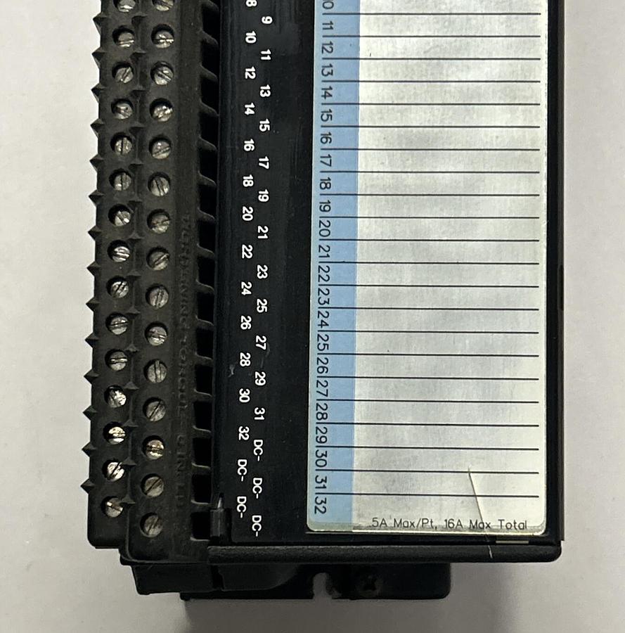 Used GE FANUC,IC660EBD024W,GENIUS BLOCK ELECTRONIC MODULE