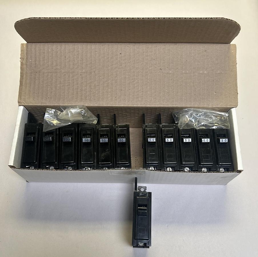 SIEMENS,BQ1-B050,CIRCUIT BREAKER 50A 120/240V 1P LOT OF 12 NOS