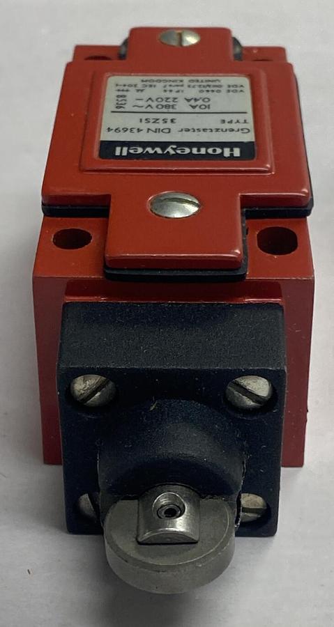 Honeywell,35Z1,Limit Switch NOS