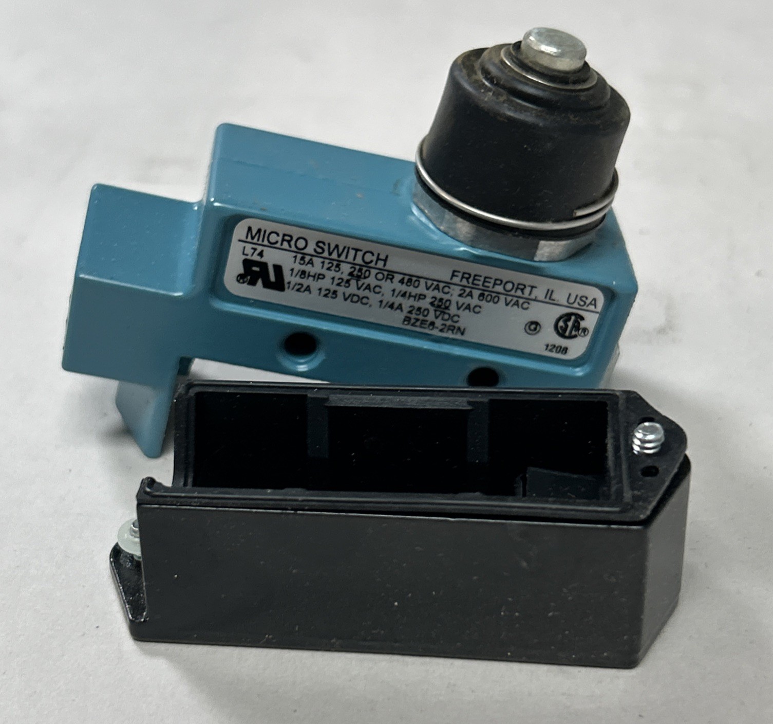HONEYWELL,BZE6-2RN,LIMIT SWITCH NOS