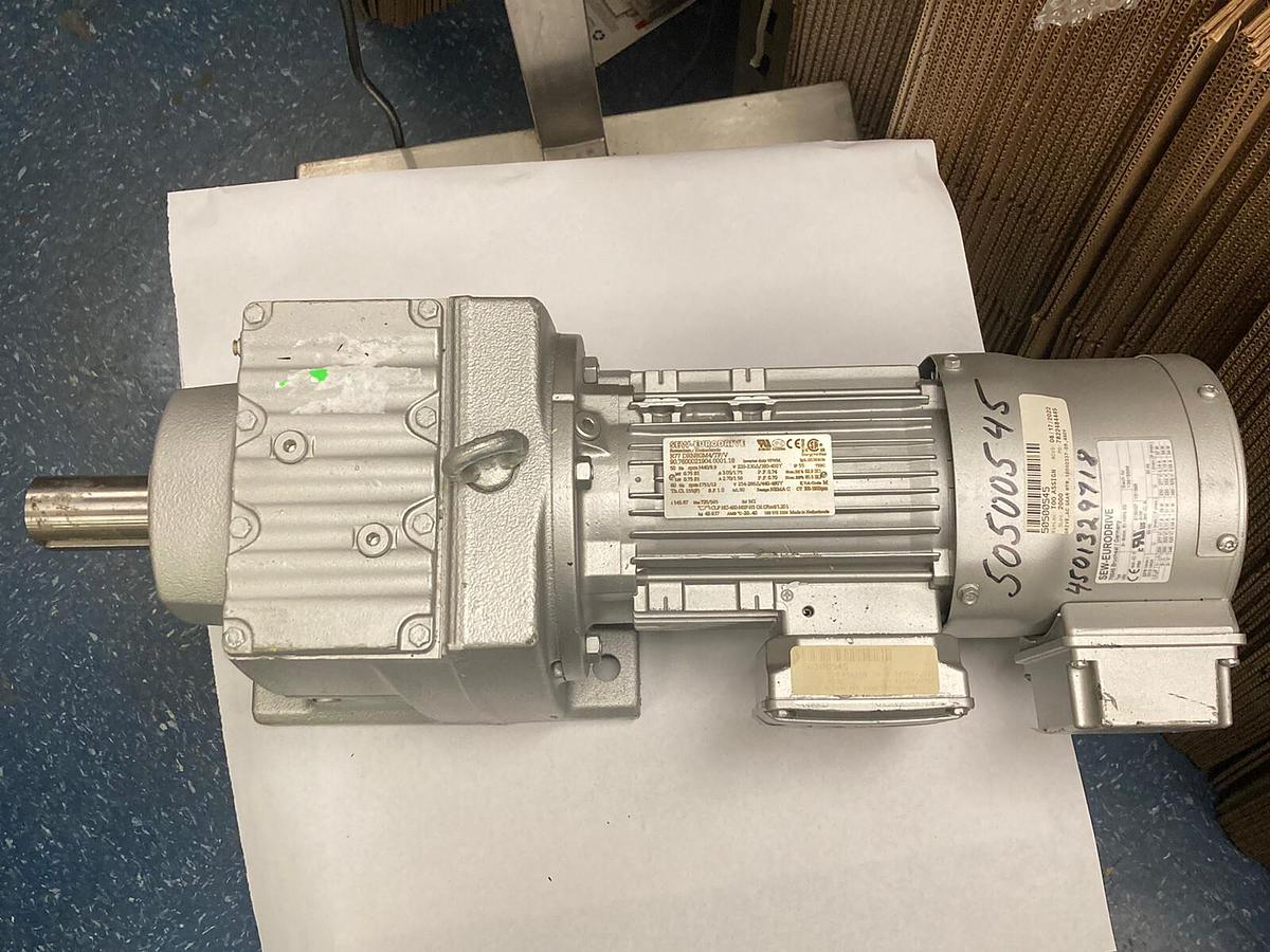 Sew-Eurodrive,R77 DRN80M4/TF/V,Gearmotor Ratio 145.67  1440/9.9 RPM