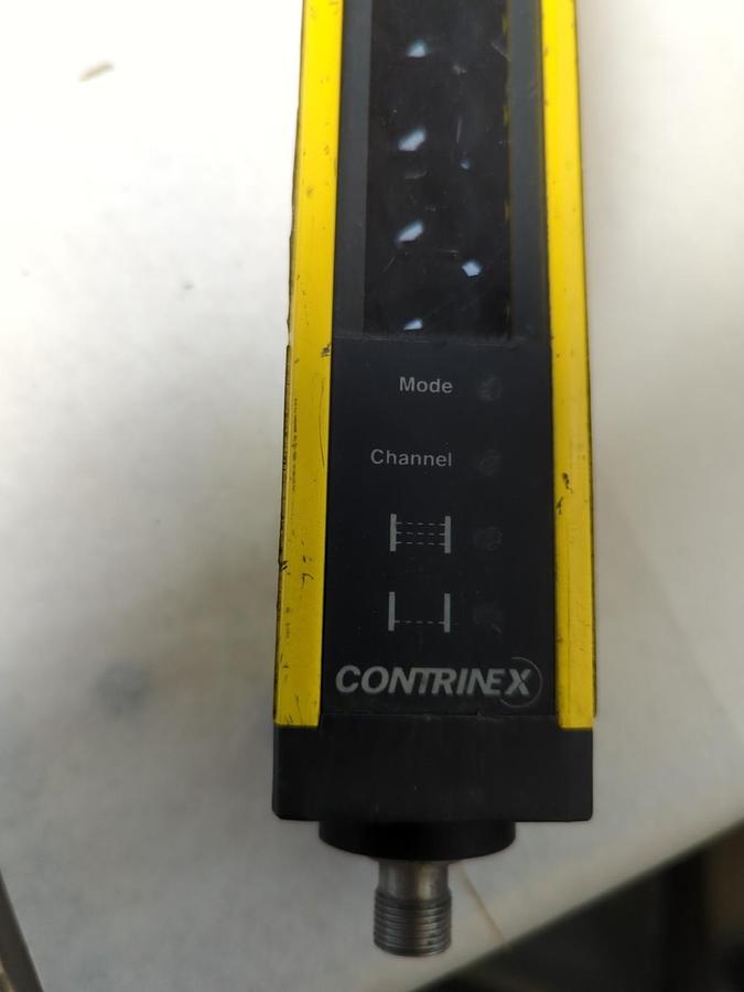 Used CONTRINEX,YBB-30R4-0900-G012/YBB-30S4-0900-G012,LIGHT CURTAIN TRANS./REC SET