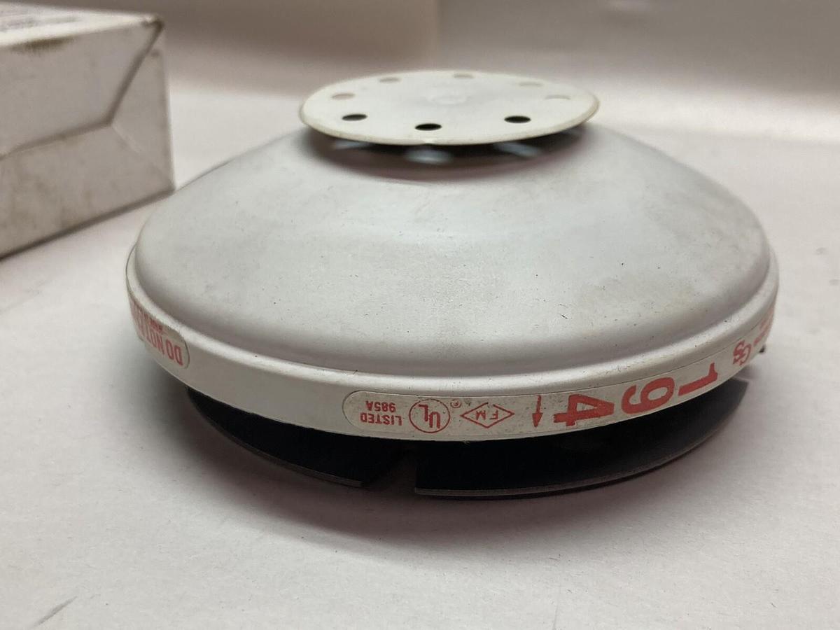 Used Fire-Lite Alarms,194° F Fixed Temperature,Heat Detector