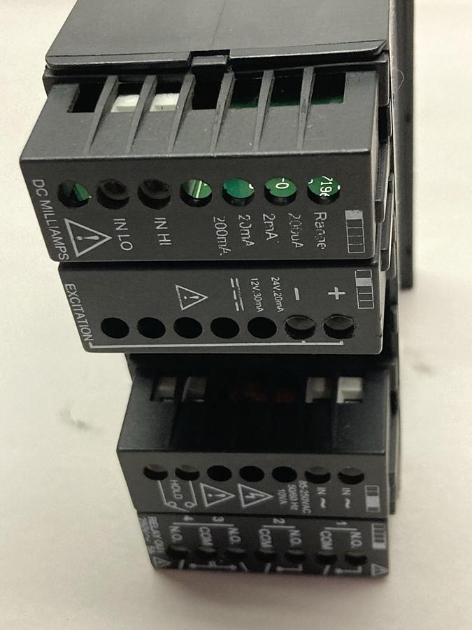 Simpson,H345223041,Digital Panel Meter Simpson Hawk Input:20 mADC 85-250 Vac