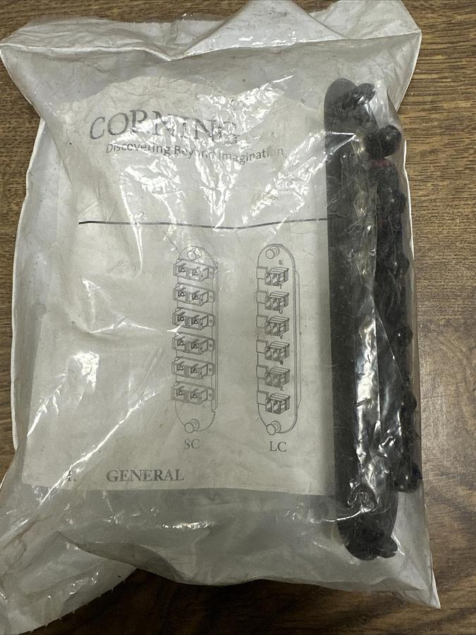 Used Corning,CCH-CPO6-25T,Panel w/6MM Threaded St.