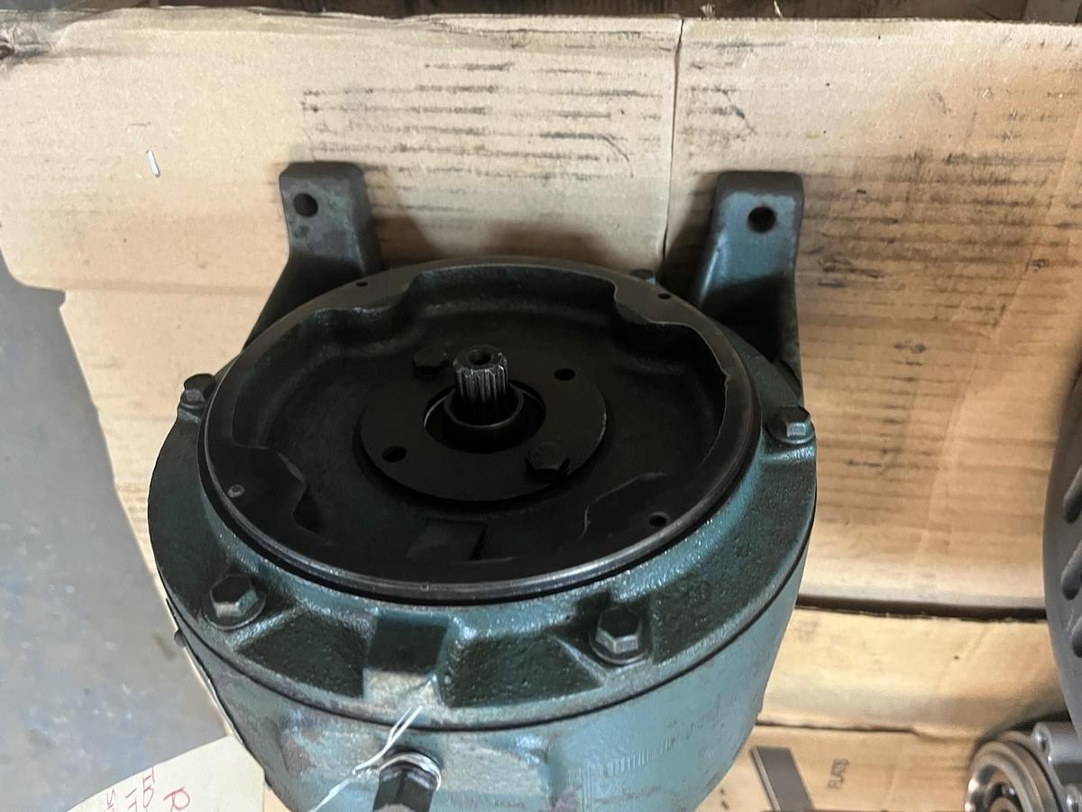 Used DODGE RELIANCE,56DM16A,GEAR REDUCER RATIO 7.6 HP 4.52 1750RPM