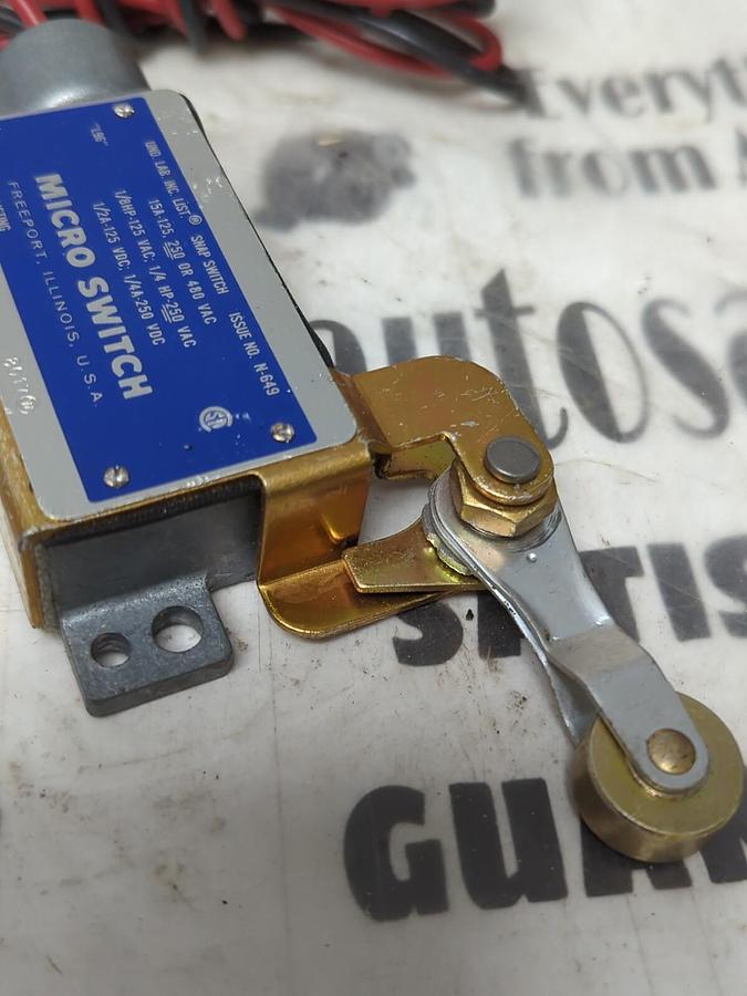 HONEYWELL MICRO-SWITCH,WZLN-2-RH5 L96,WITH ADJUSTABLE ROLLER ARM MISSING BOX