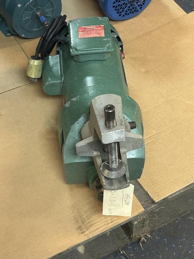 Used LIGHTNIN,E77R3026T-QW,AGITATOR MIXER .30HP 115/230V 1725/1425RPM 1PH FD56YZ FR