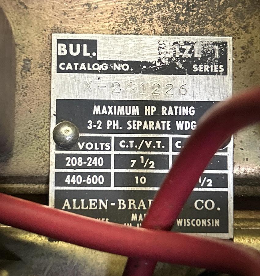 Used ALLEN BRADLEY,X-241226,REVERSING STARTER SIZE 1