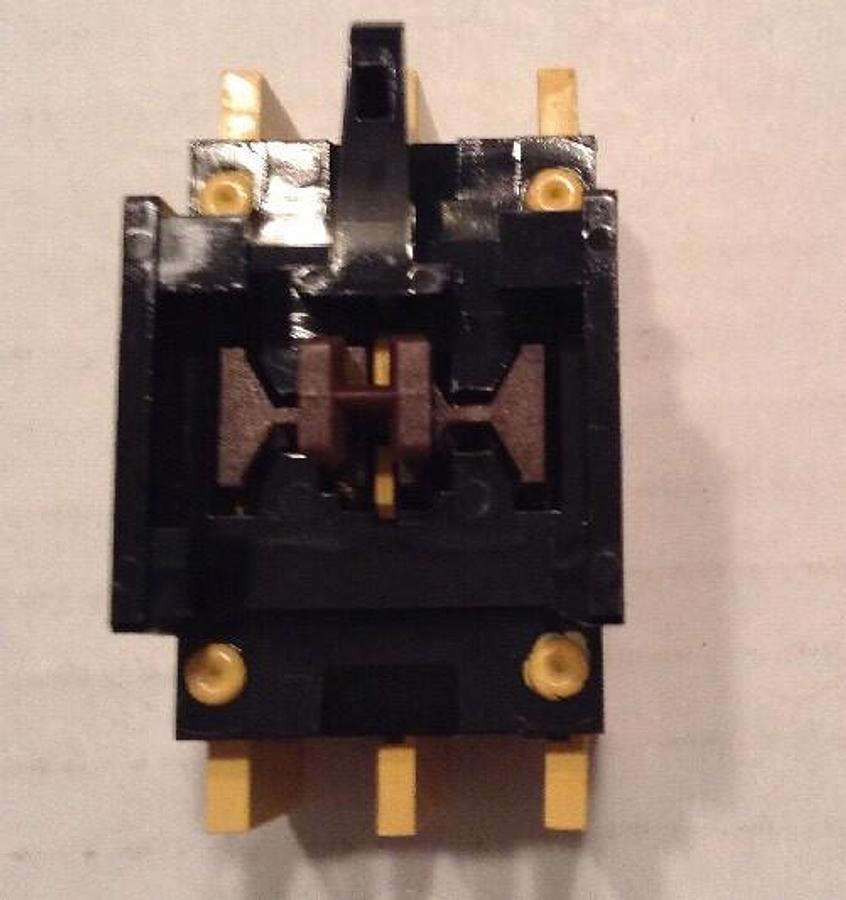 Allen-Bradley,195-FA02,Add On Contact Block LOT OF 2