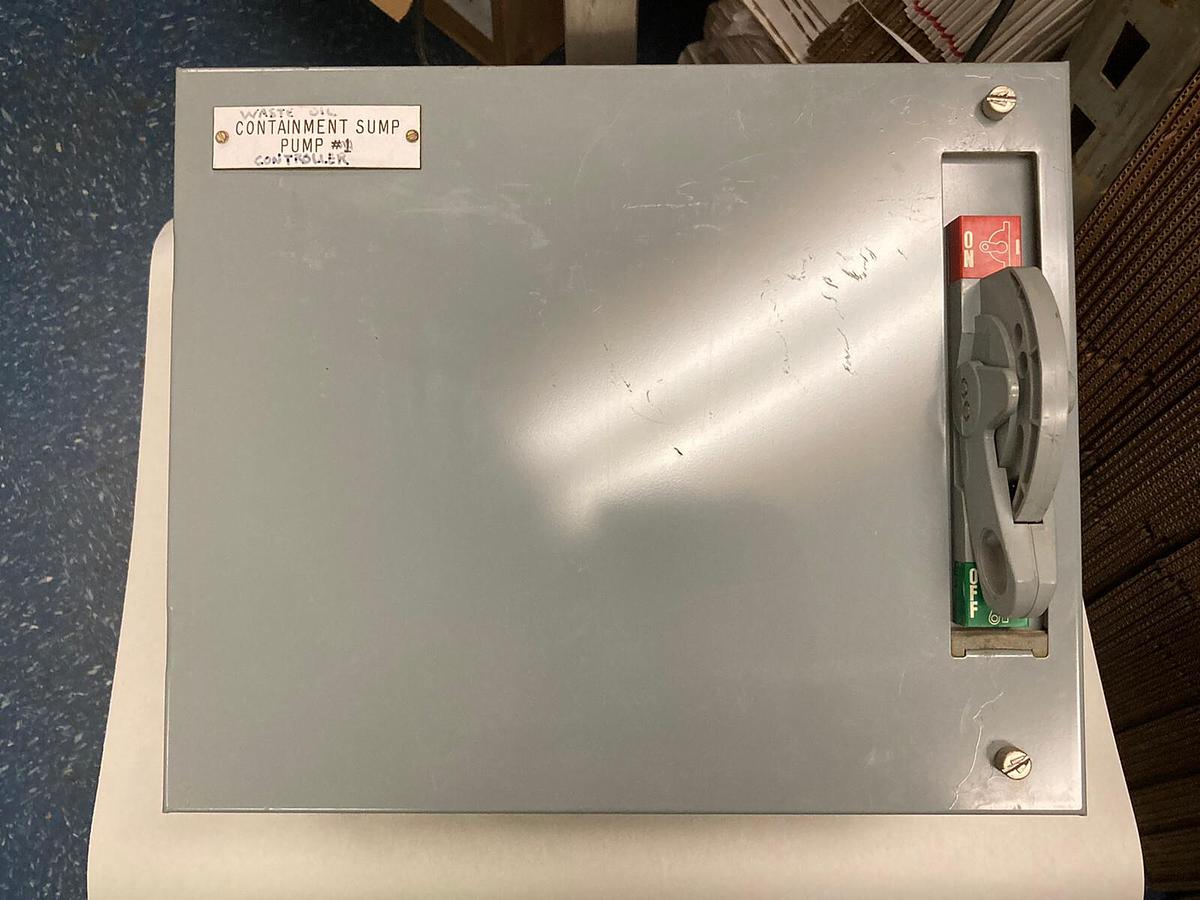 Used Allen Bradley,2100 2192F,30 Amp 12 Inch Fused MCC Disconnect Feeder Bucket