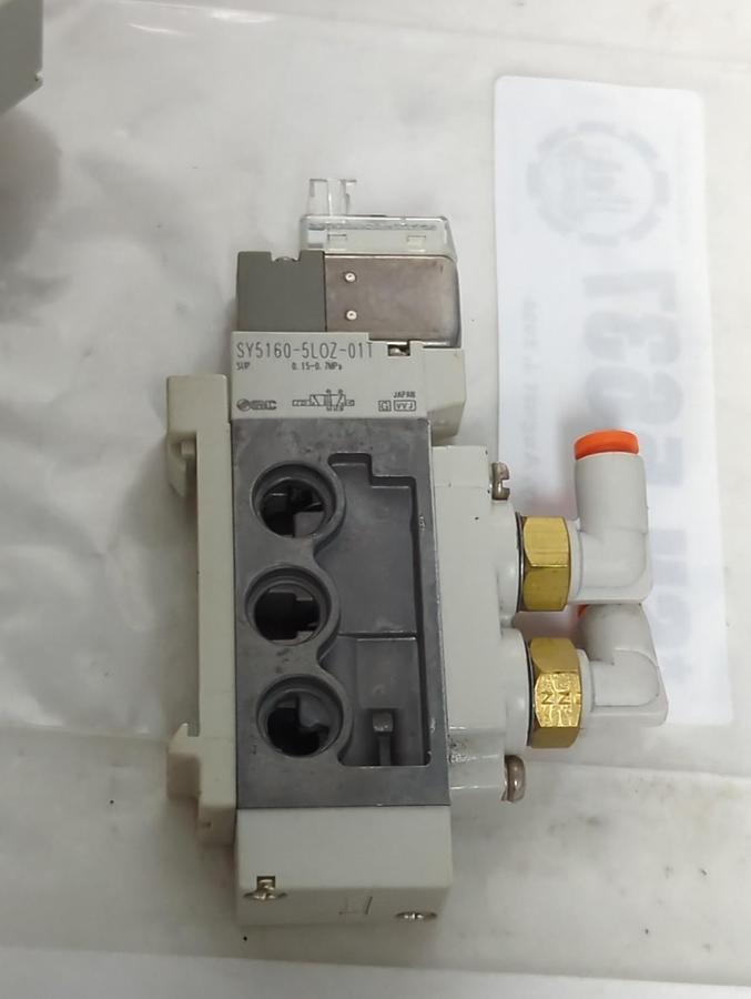 Used SMC,SY5160-5L0Z-011,SOLENOID VALVE LOT OF 2 PRE-OWNED