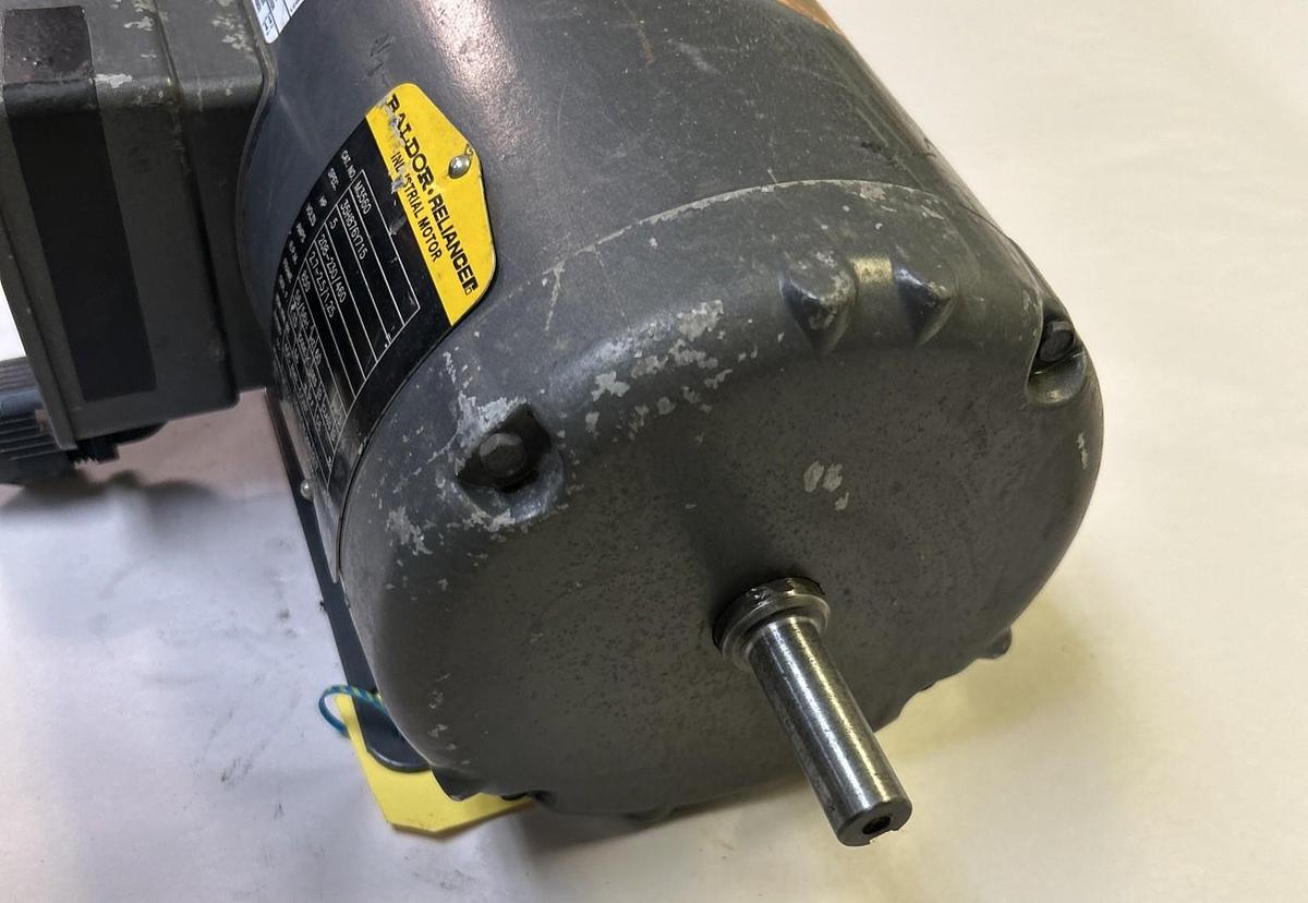 Used BALDOR,M3560,MOTOR 1/2HP 208-230/460V 850RPM 3PH 56/56H FRAME