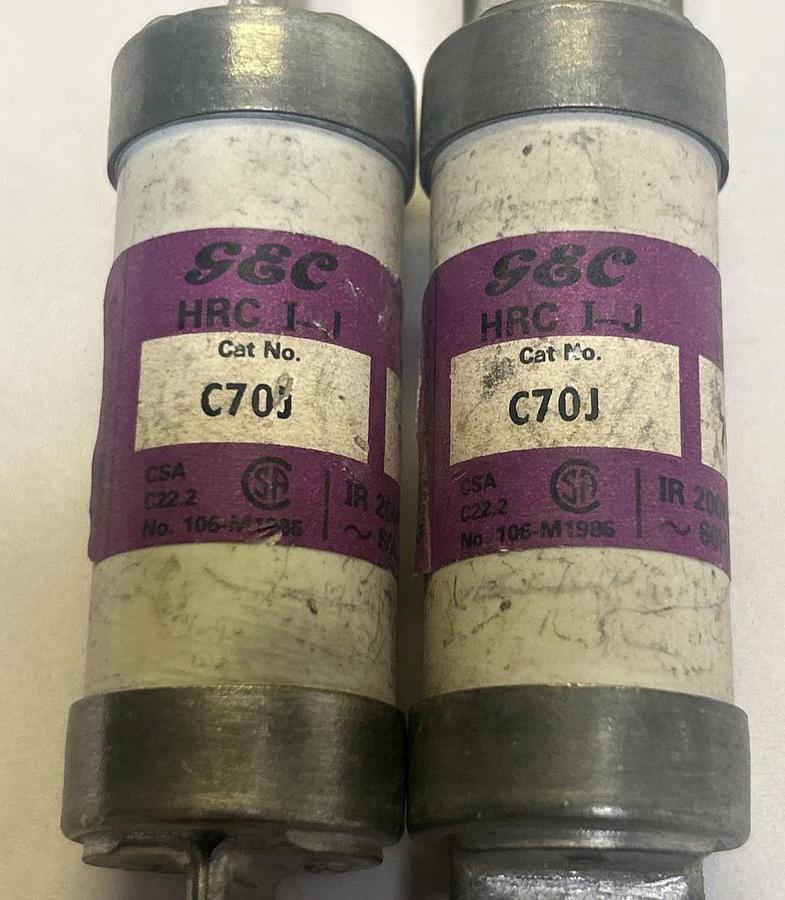 Used GEC,C70J,FUSE 70A 600V LOT OF 2