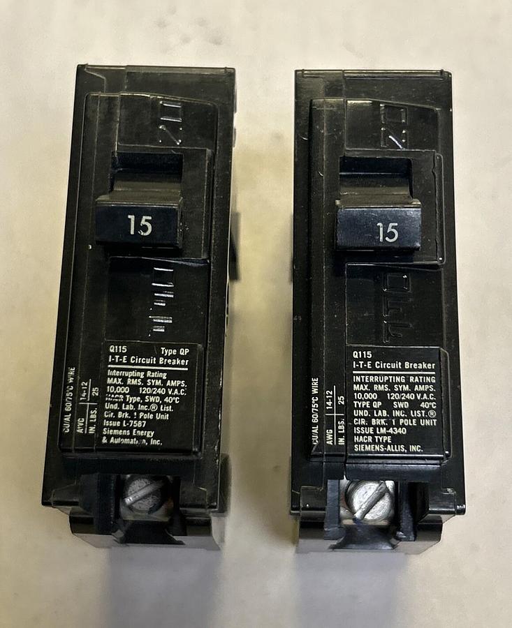 Used ITE,Q115,CIRCUIT BREAKER 15A 120/240V 1P LOT OF 2