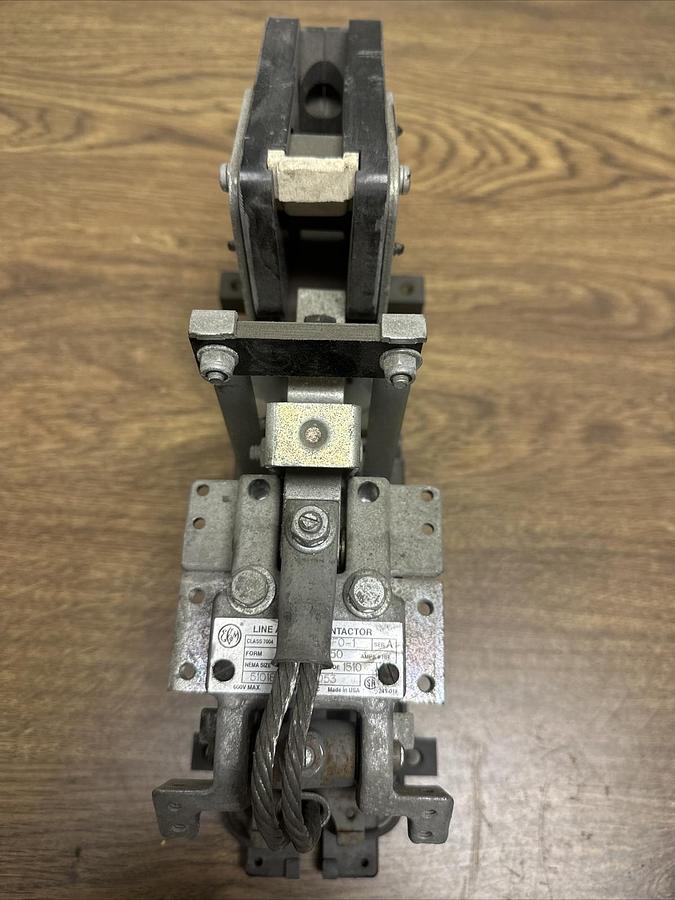 Square D,7004Type MFO-1,SIze 4 Line Arc DC Contactor