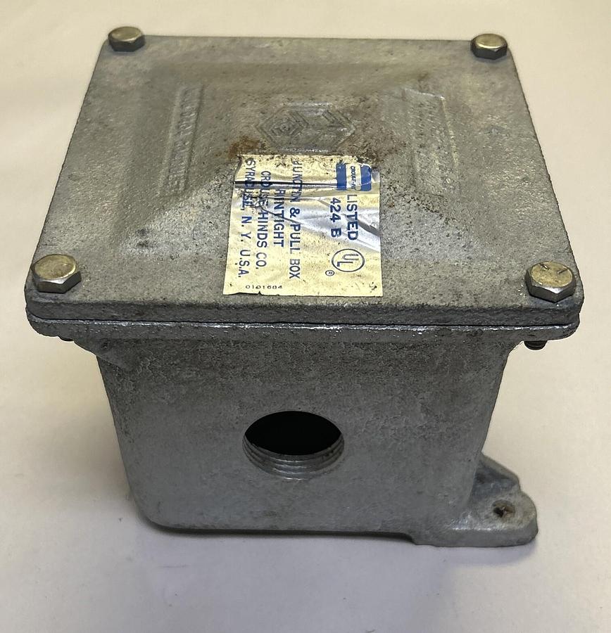 Used CROUSE HINDS,424B,JUNCTION AND PULL BOX