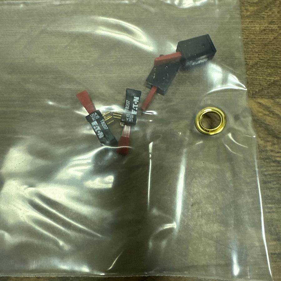 Eaton,T8207,Micro Switch  LOT of 4