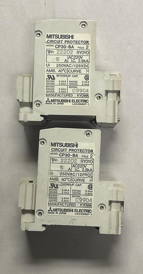 Used MITSUBISHI,CP30-BA,CIRCUIT PROTECTOR 5A LOT OF 2