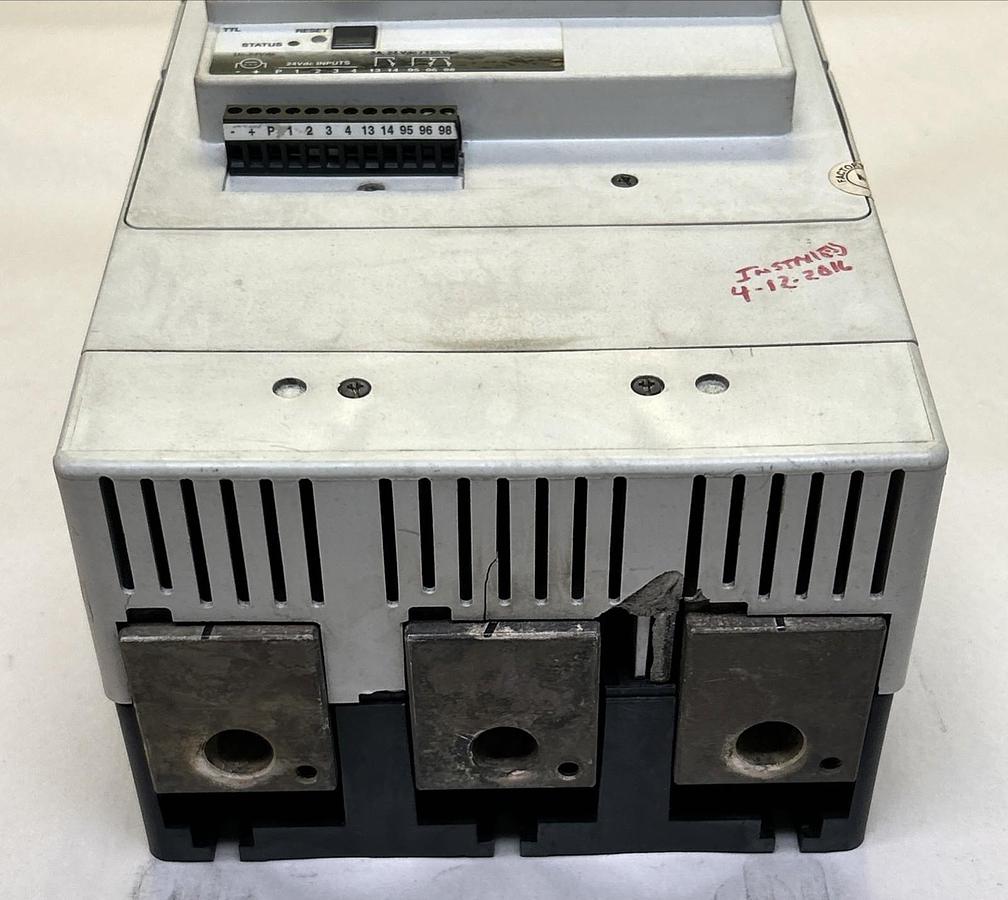 Used CUTLER-HAMMER,S801T18N3S,SOFT STARTER 180AMP 600V 3P