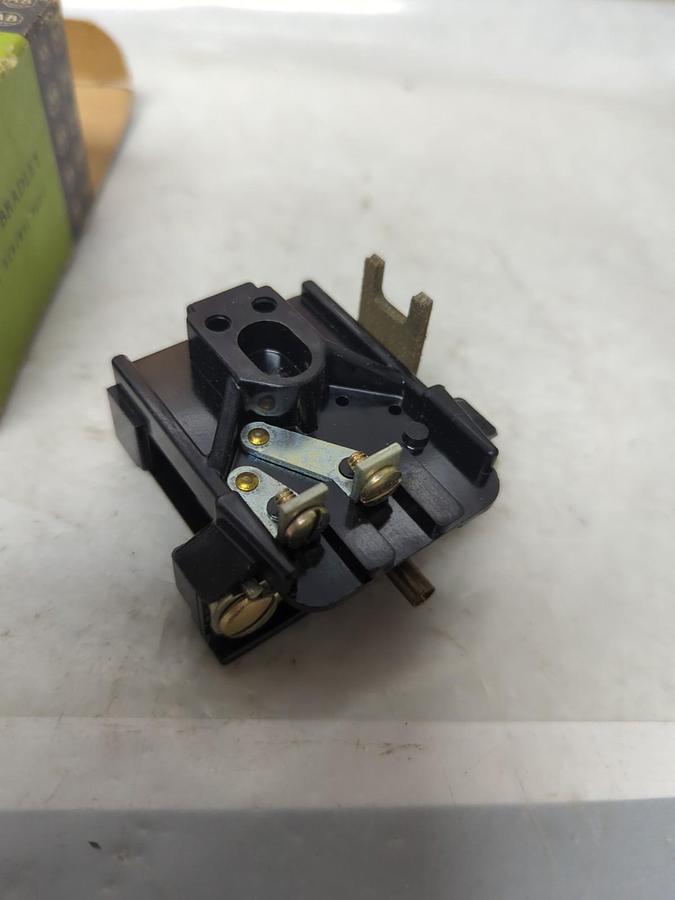 ALLEN BRADLEY,X-36182,L.H. OVERLOAD RELAY BUL 709 SIZE 0 & 1 NOS NOS