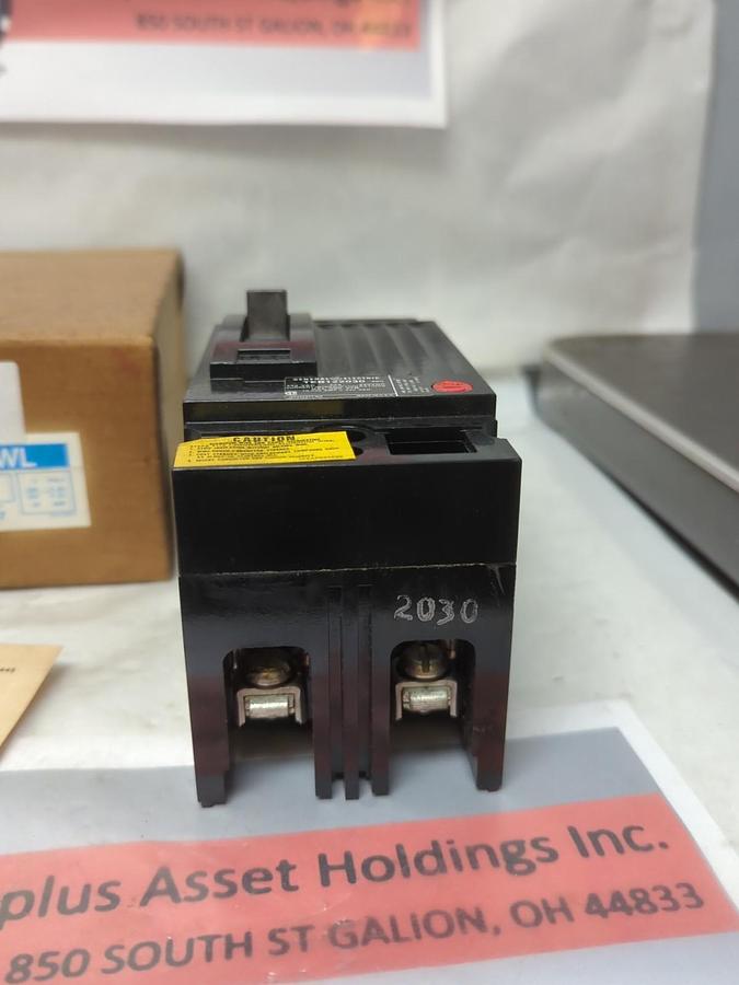 GENERAL ELECTRIC,TEB122030WL,CIRCUIT BREAKER 2-POLE 30 AMP NOS
