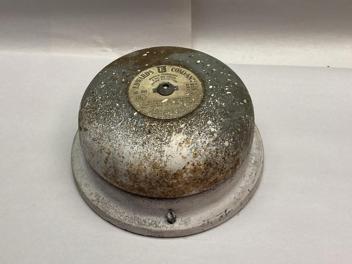 Used Edwards Company,No 340,Bell Alarm 24V 60 Cy 0.34A