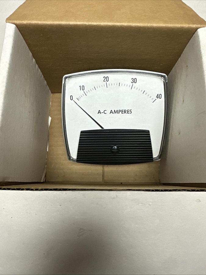 Used EIL,250440LANP,AC Amp Panel Meter