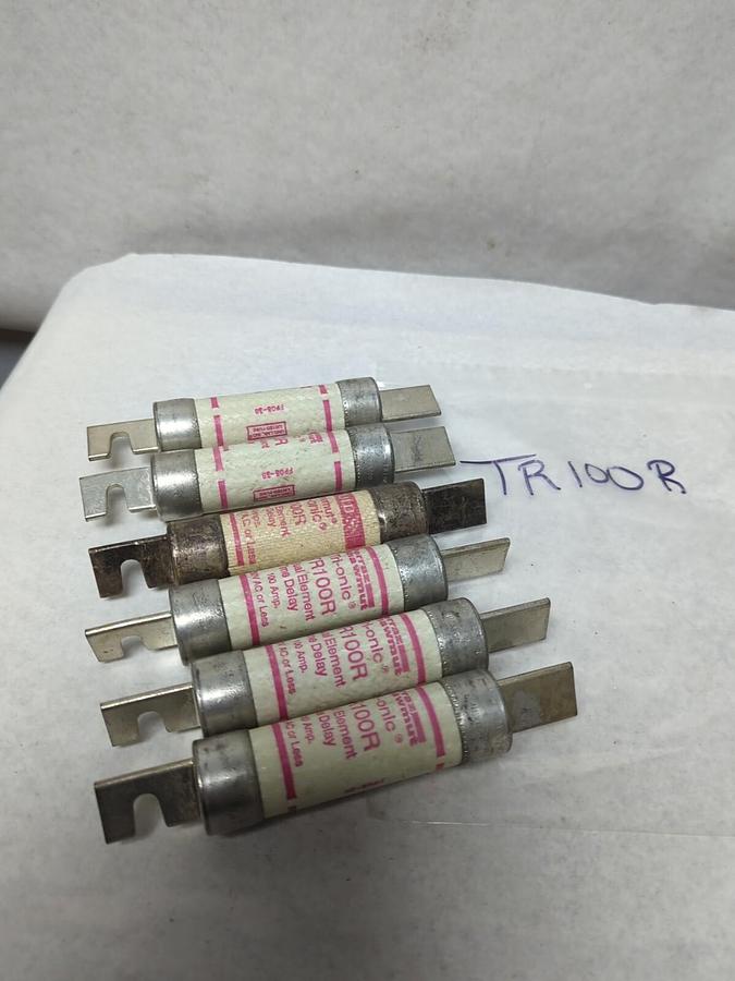Used FERRAZ SHAWMUT,TR100R,TRI-ONIC 100 AMP FUSE LOT OF 6 PRE-OWNED