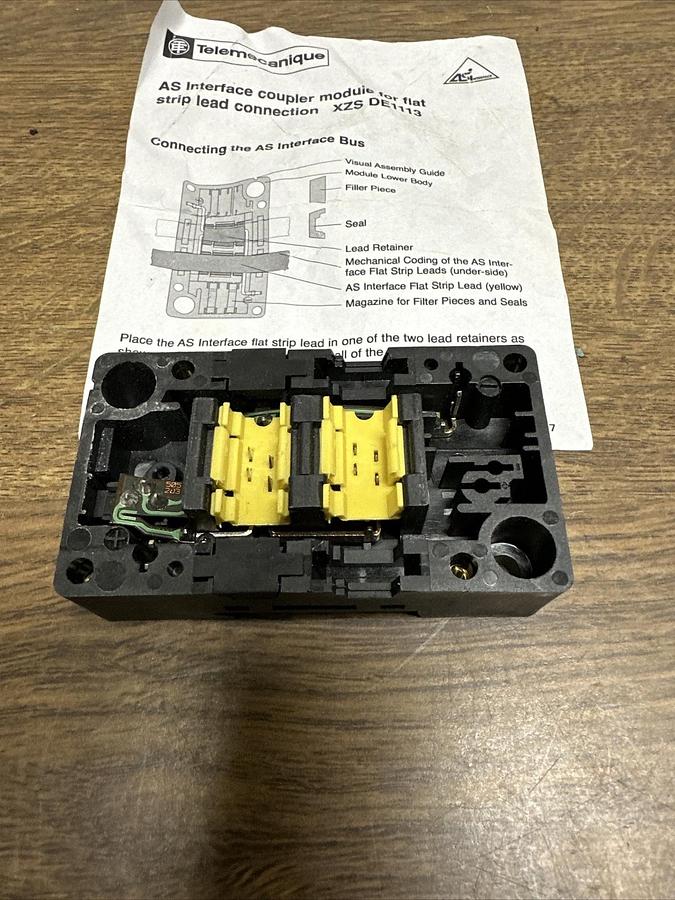 Telemechanique,ZXS DE1113,Flat Cable Lower Part