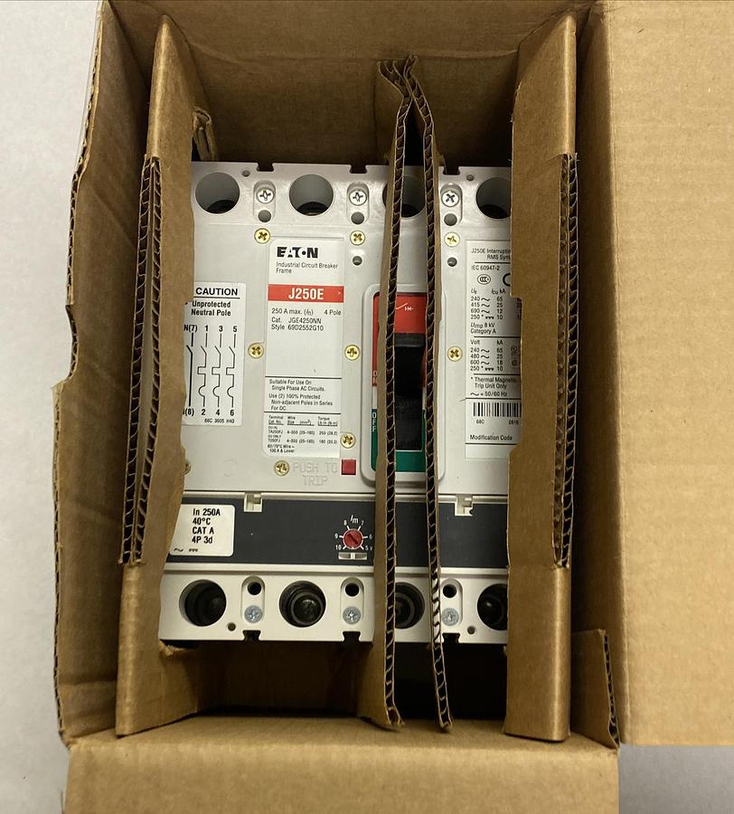 Used EATON,JGE4250FAG,CIRCUIT BREAKER 250A 690V 4 POLE NEW