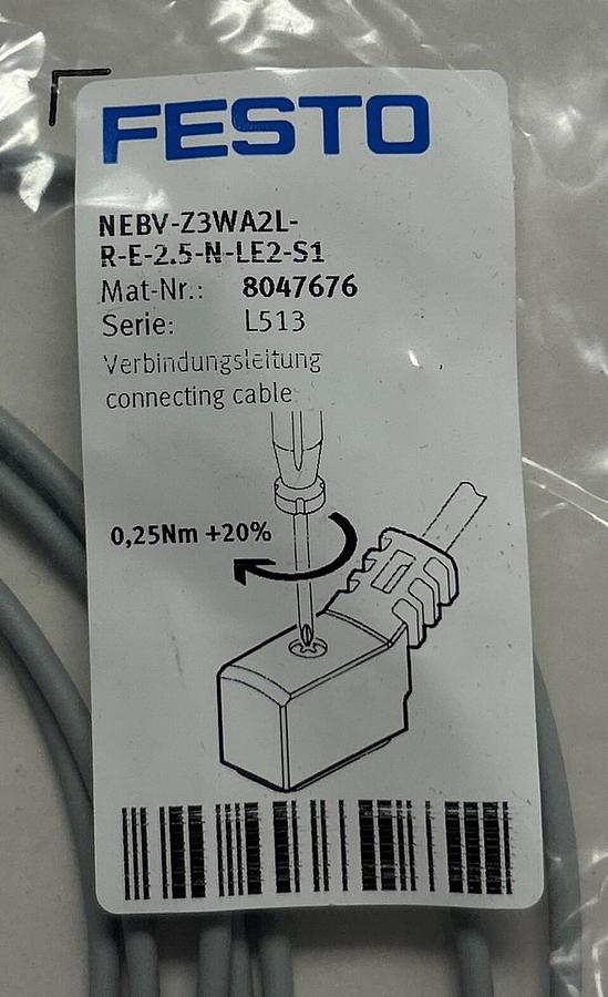 Used FESTO,NEBV-Z3WA2L-R-E-2.5-N-LE2-S1, CONNECTING CABLE NEW