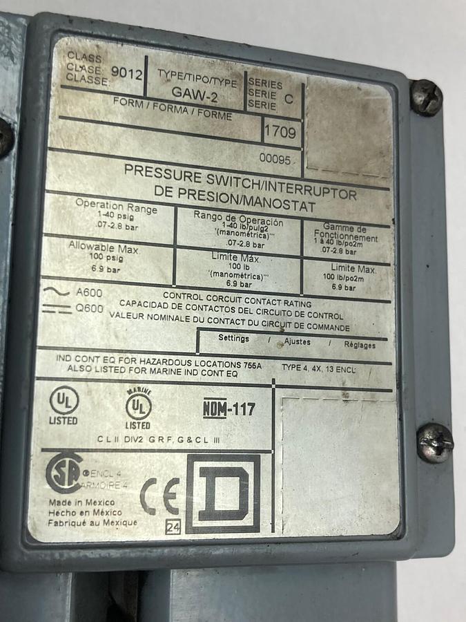 Used Square D,Class 9012 Type GAW-2,Ser C Pressure Switch