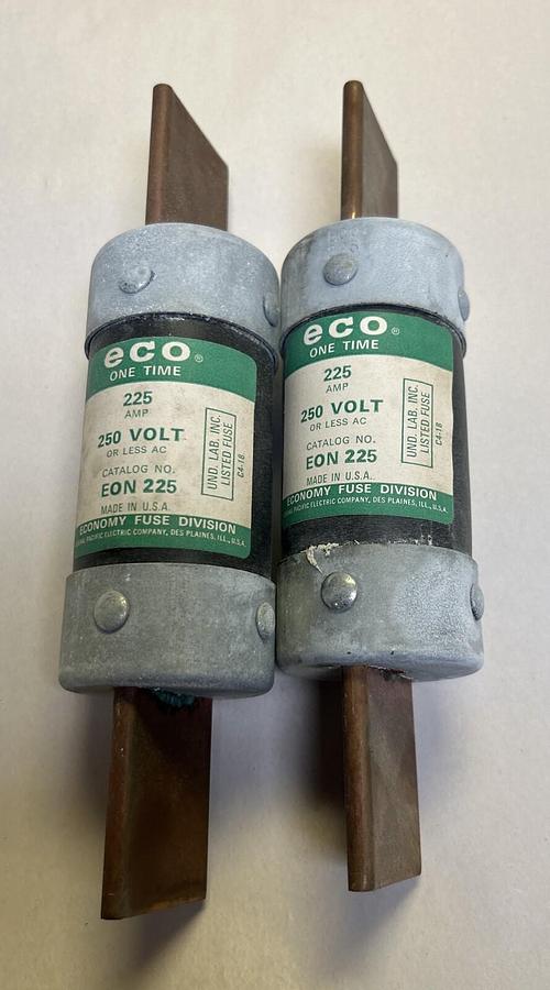 ECONOMY,EON225,FUSE 225A 250V LOT OF 2 NOS