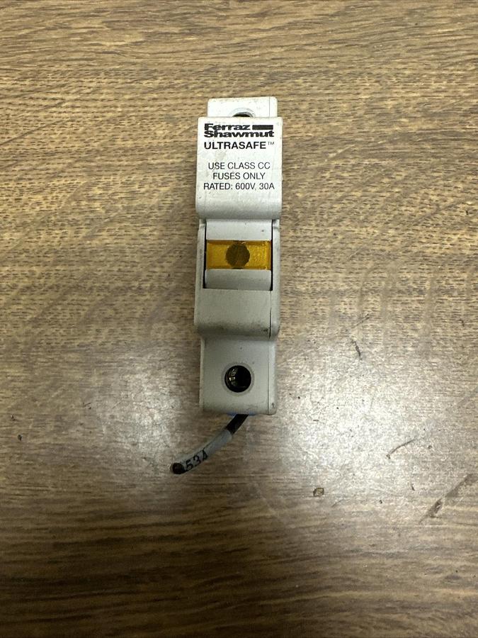 Used Feraz-Shawmut,001,30A 1 Pole Fuse Holder