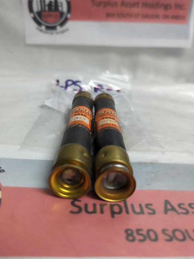 Used COOPER BUSSMANN,LPS-R-20,LOW-PEAK 20 AMP FUSE LOT OF 2 PRE-OWNED
