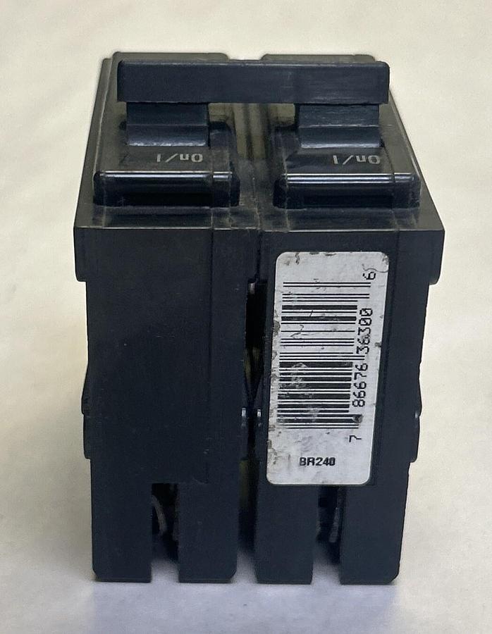 Used CUTLER-HAMMER,BR240,CIRCUIT BREAKER 40A 120/240V 2P