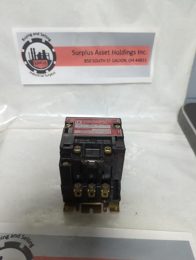 Used SQUARE D,8903-SM0-2,LIGHTING CONTACTOR 30 AMP 3-POLE PRE-OWNED