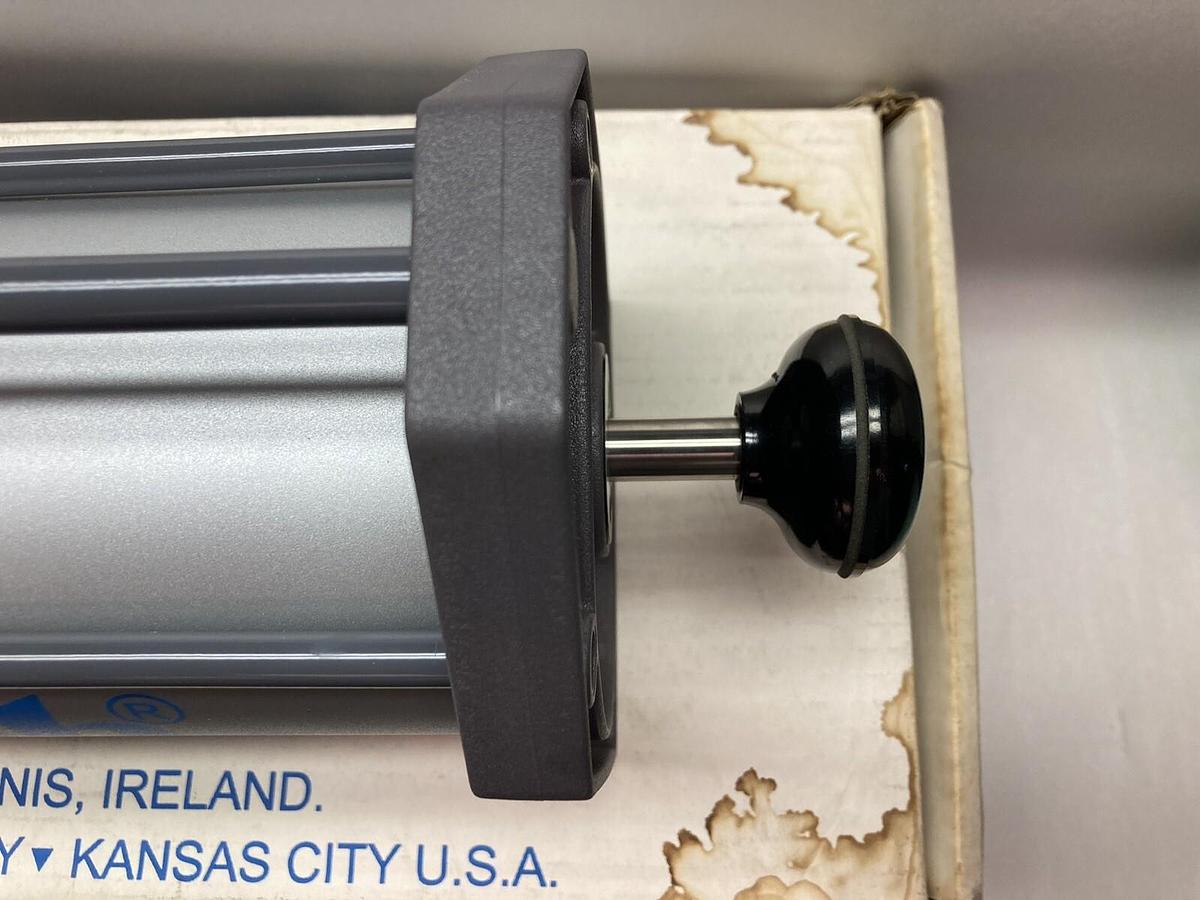 Vitalograph,Model 2040,3 Liter Precision Calibration Syringe