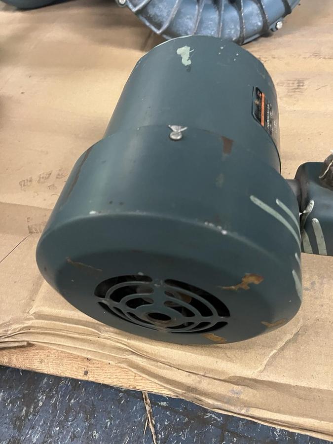 Used RELIANCE,P56G1437N-CY,DUTY MASTER MOTOR 1HP 1725RPM L56 3PH