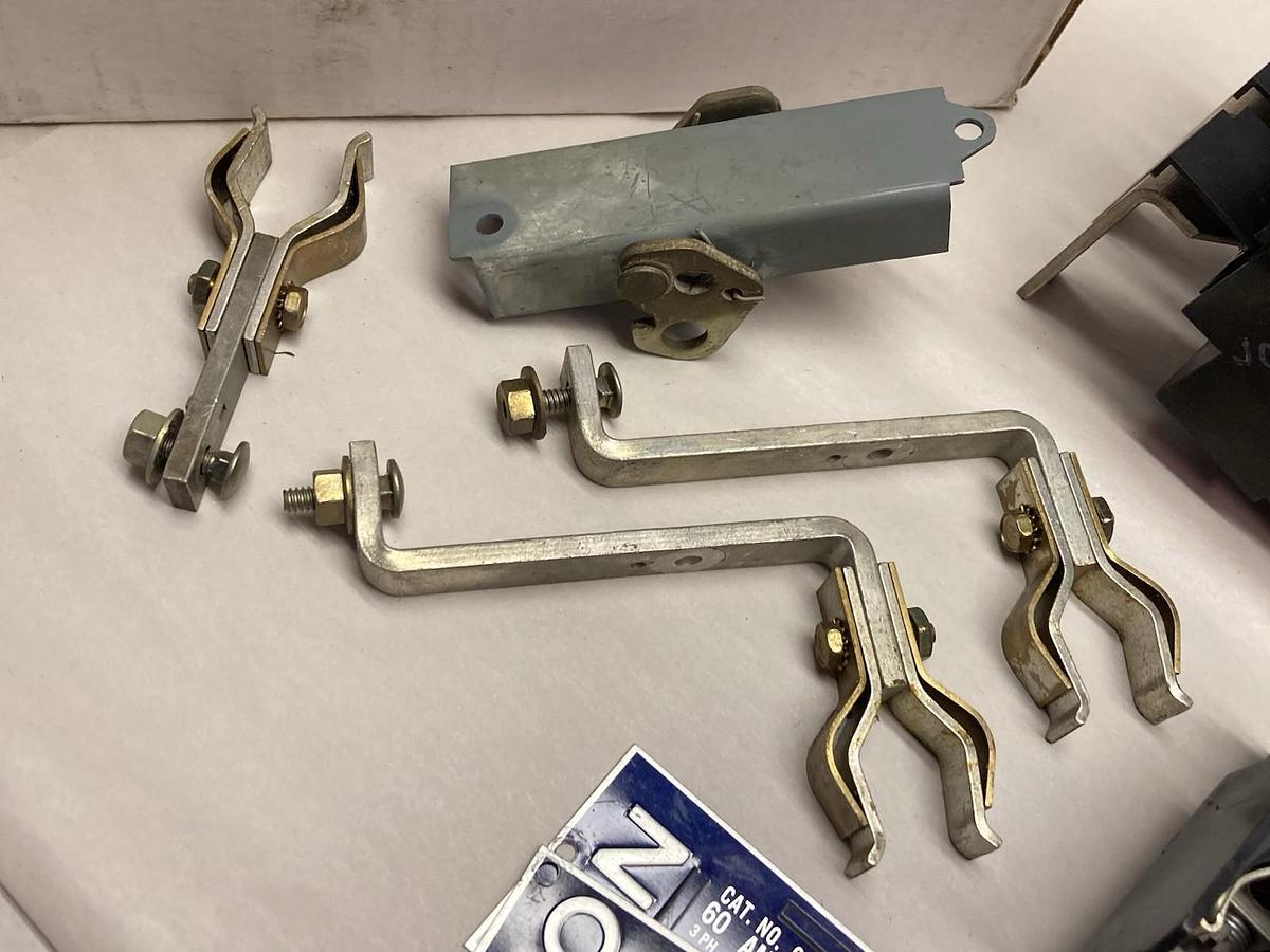 Square D,QMB-322-TW,Switch Kit 60A 240Vac