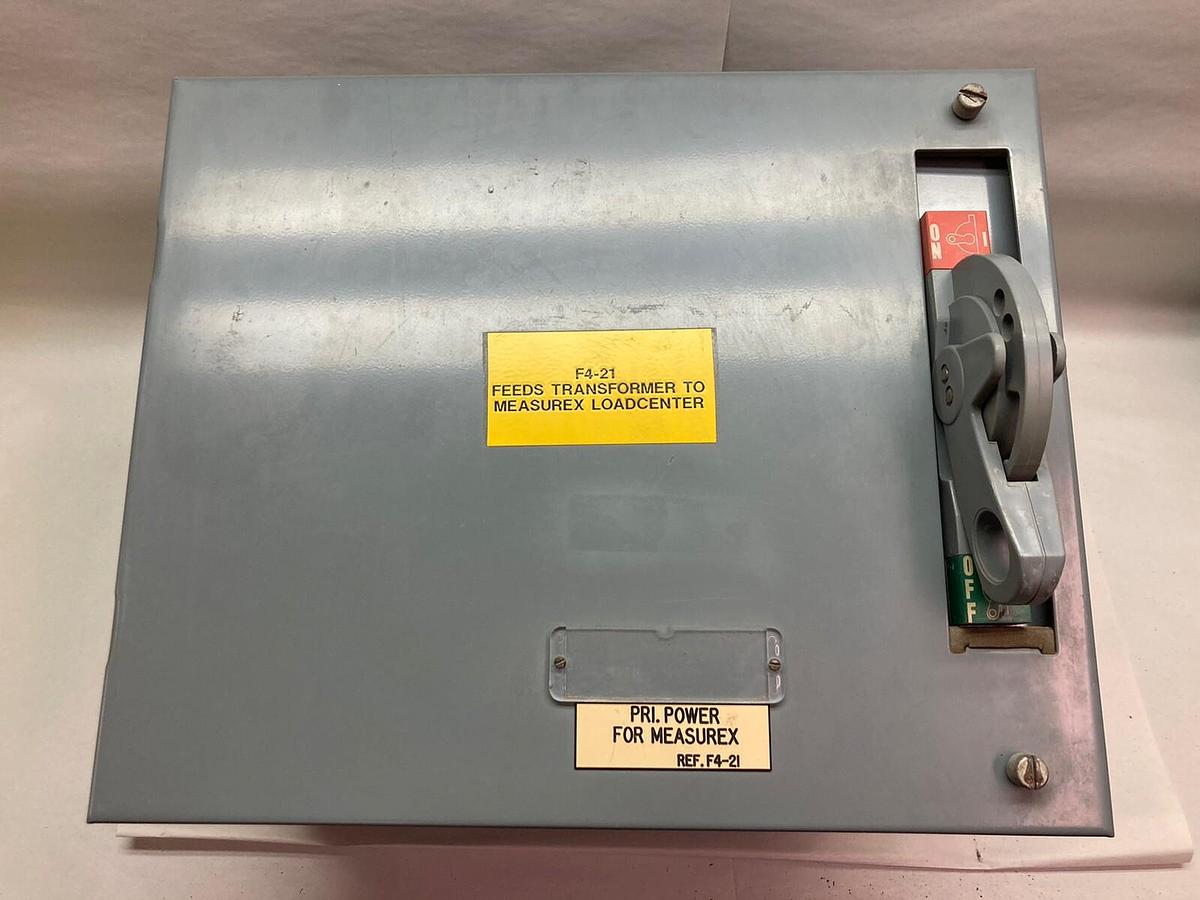 Used Allen-Bradley,2100 2192F,60 Amp 12 Inch MCC Disconnect Feeder Bucket