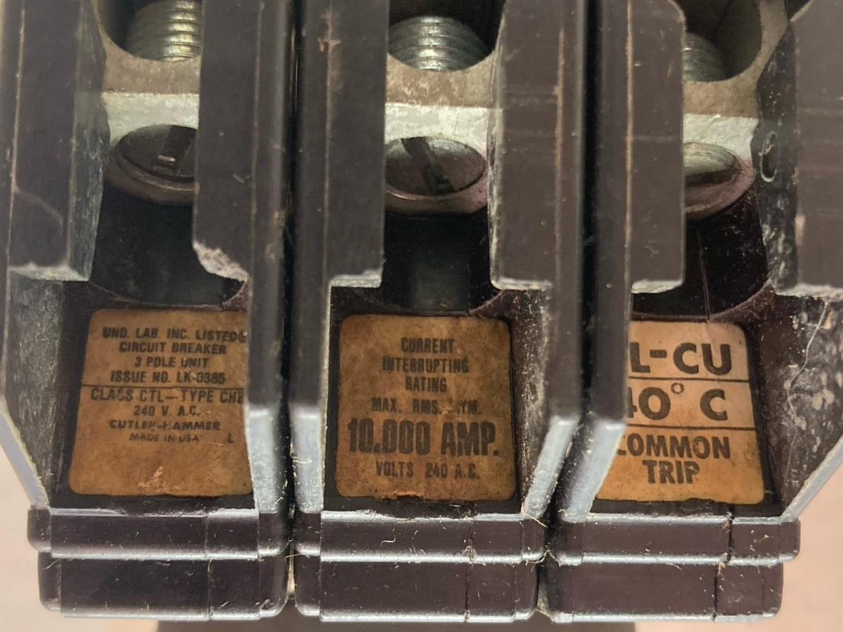 Used Cutler-Hammer,CU-AL,3-Pole Torque Circuit Breaker General Electric 10A