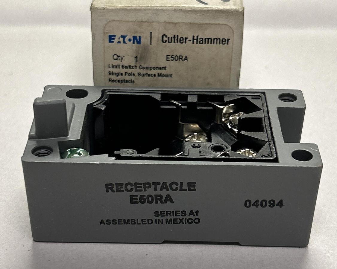 Used EATON CUTLER HAMMER,E50RA,LIMIT SWITCH RECEPTACLE NEW