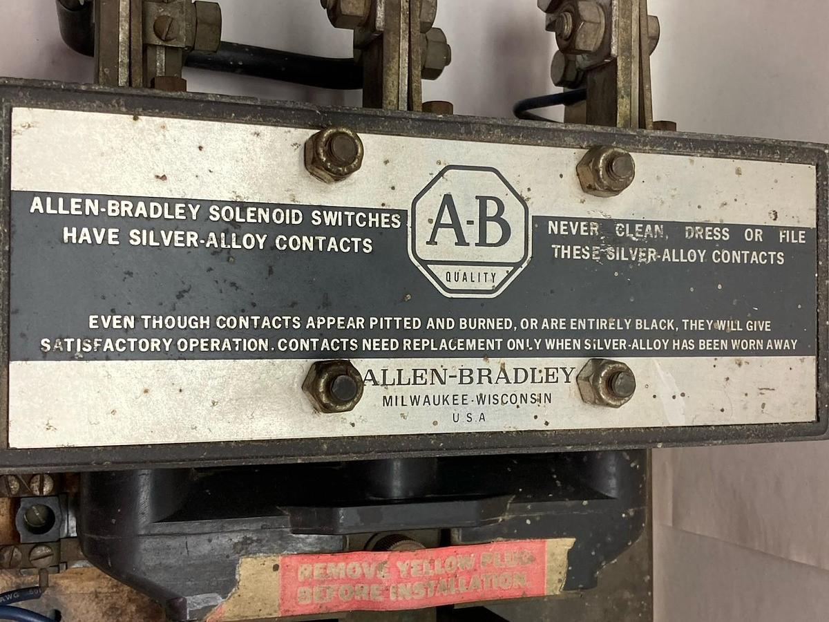 Used Allen-Bradley,Bulletin 202,D.C. Contactor 202-E0H92A 250V 135A