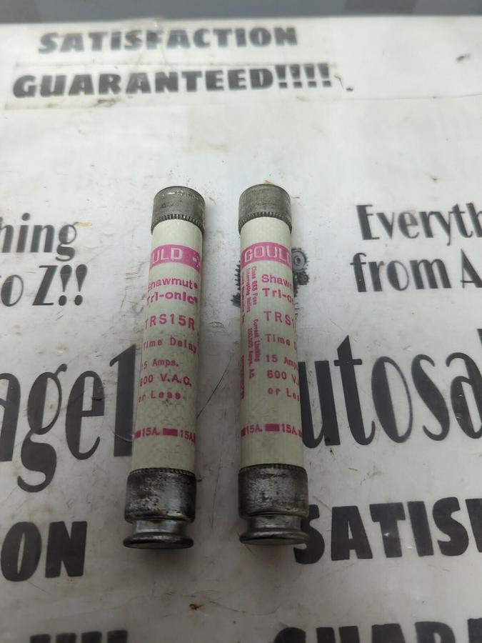 GOULD SHAWMUT,TRS15R,TRI-ONIC FUSE 15 AMP 600 VAC LOT OF 2 NOS