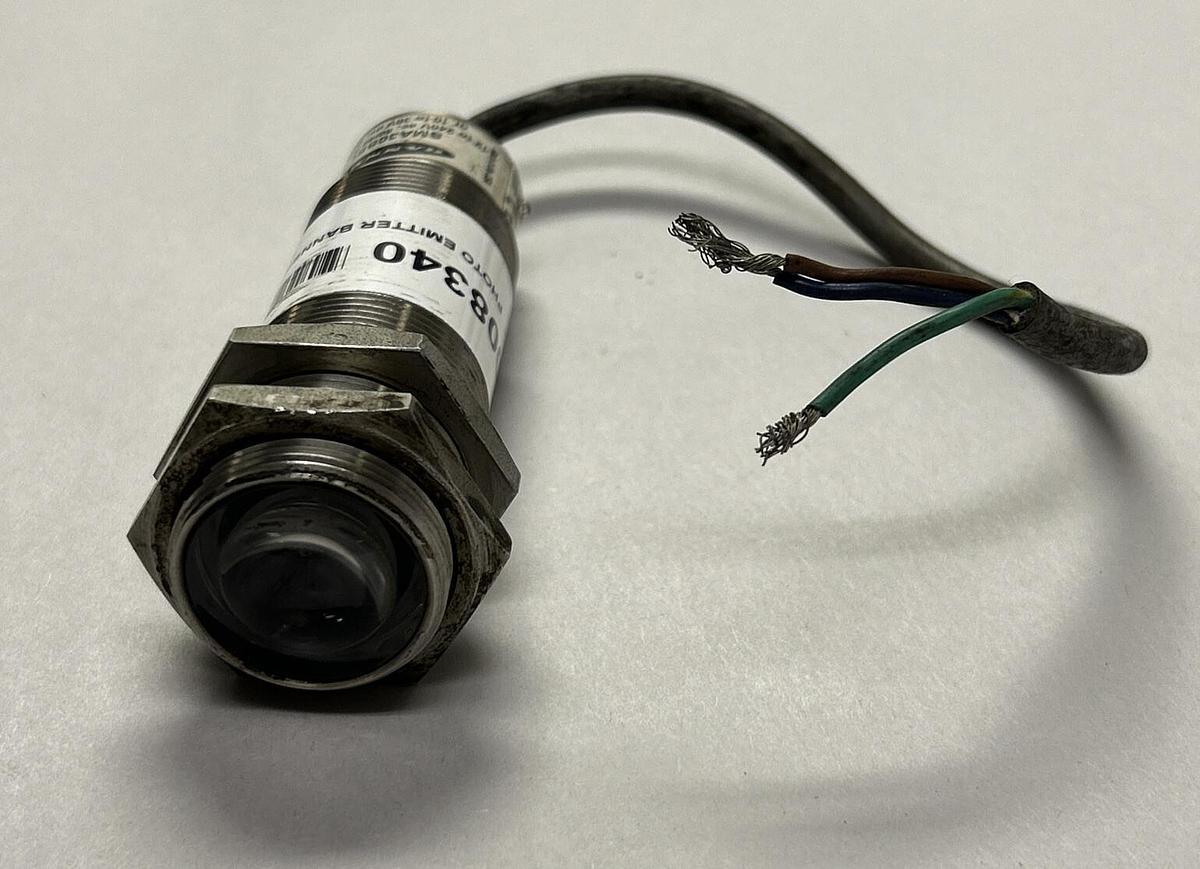 Used BANNER,SMA30SEL,EMITTER SENSOR SWITCH NEW