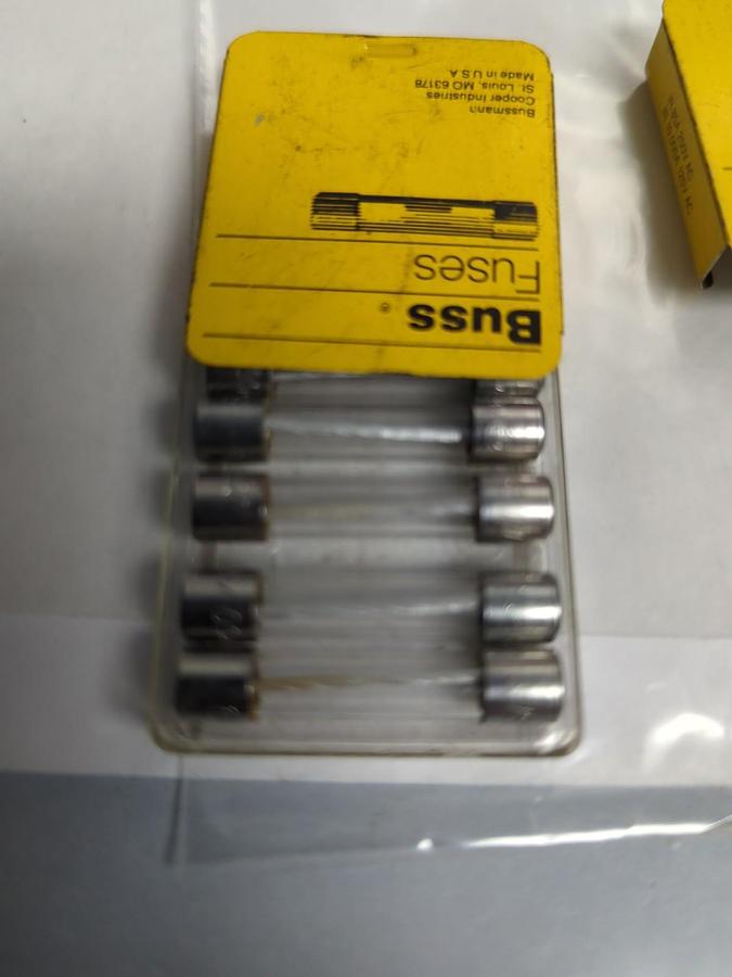 COOPER BUSSMANN,MDL-3/8,3/8 AMP FUSE LOT OF 10 NOS