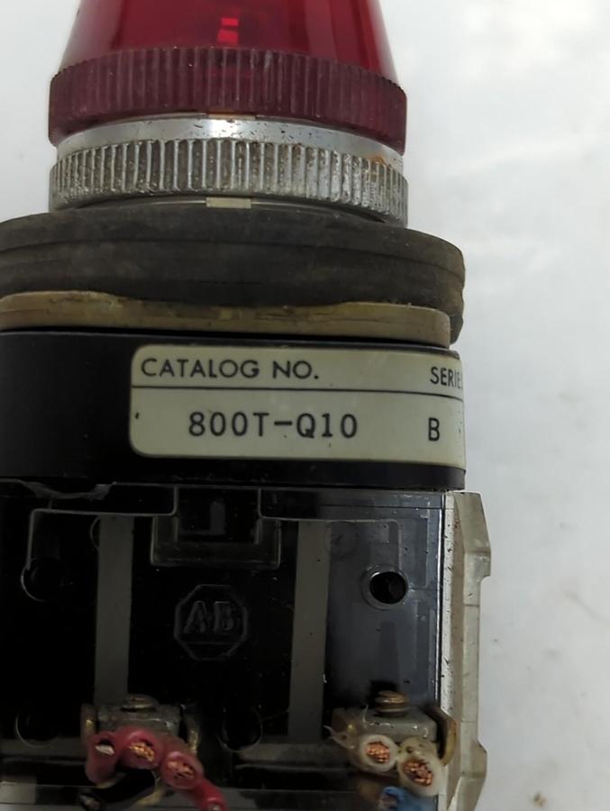 Used ALLEN BRADLEY,800T-Q10,SERIES B RED PUSHBUTTON PRE-OWNED