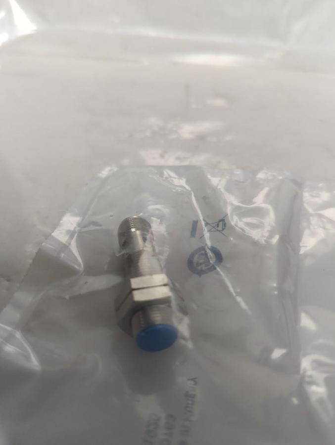 SICK,IME12-04BPSZCOK,INDUCTIVE PROXIMITY SENSOR 10-30V DC NOS